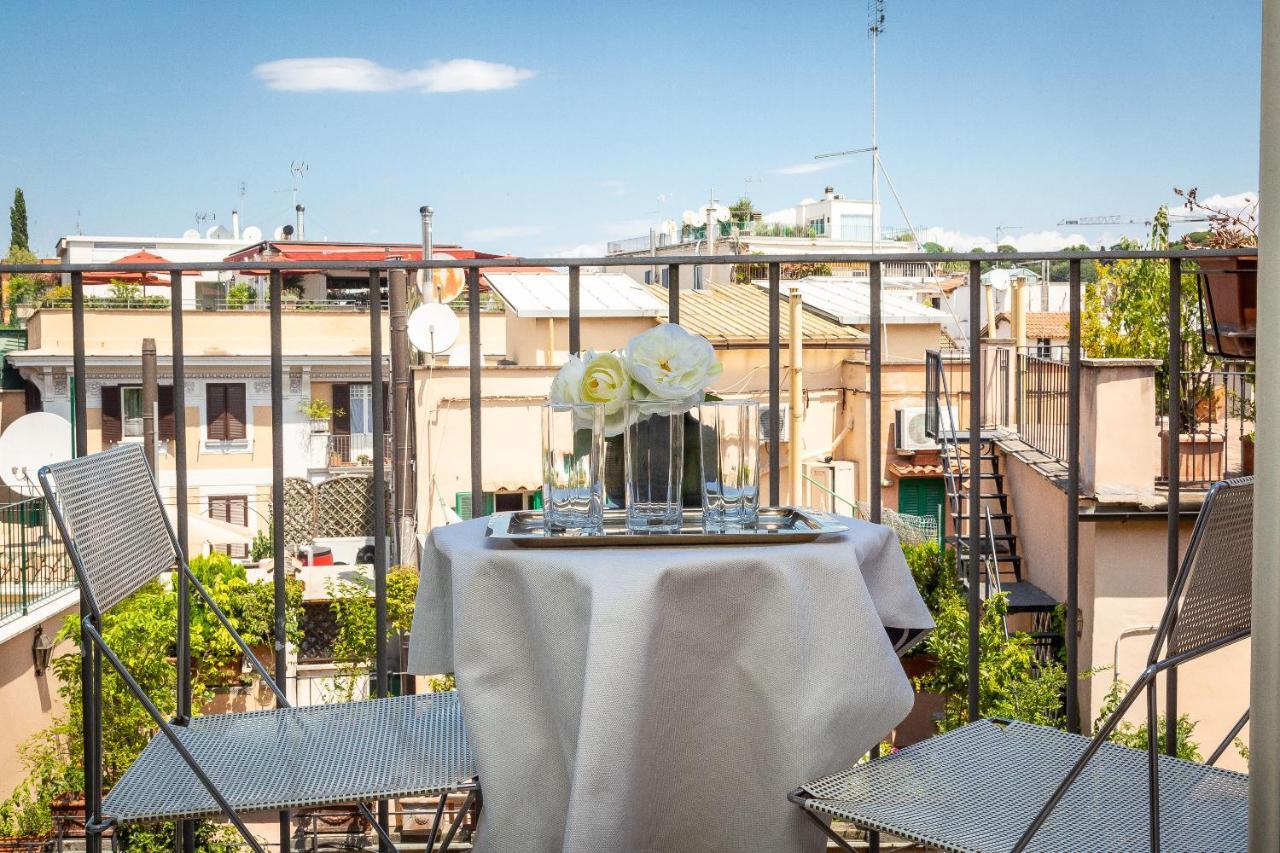 Lovely New Attic, Piazza Del Popolo! Roma Exterior foto